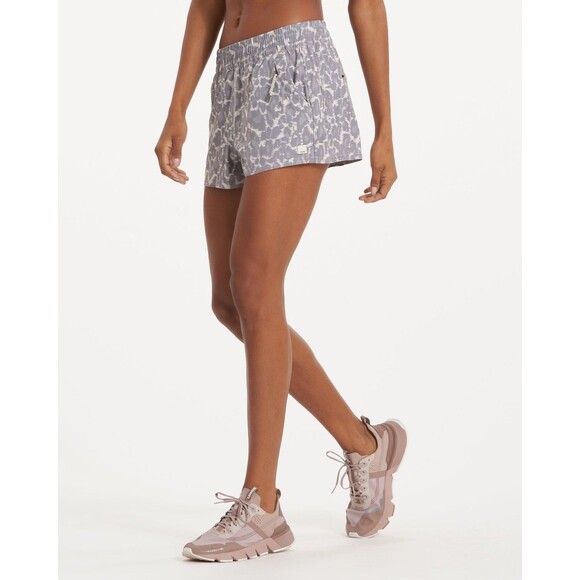 NWT Vuori Dash Shorts *Size Small* - Picture 5 of 8